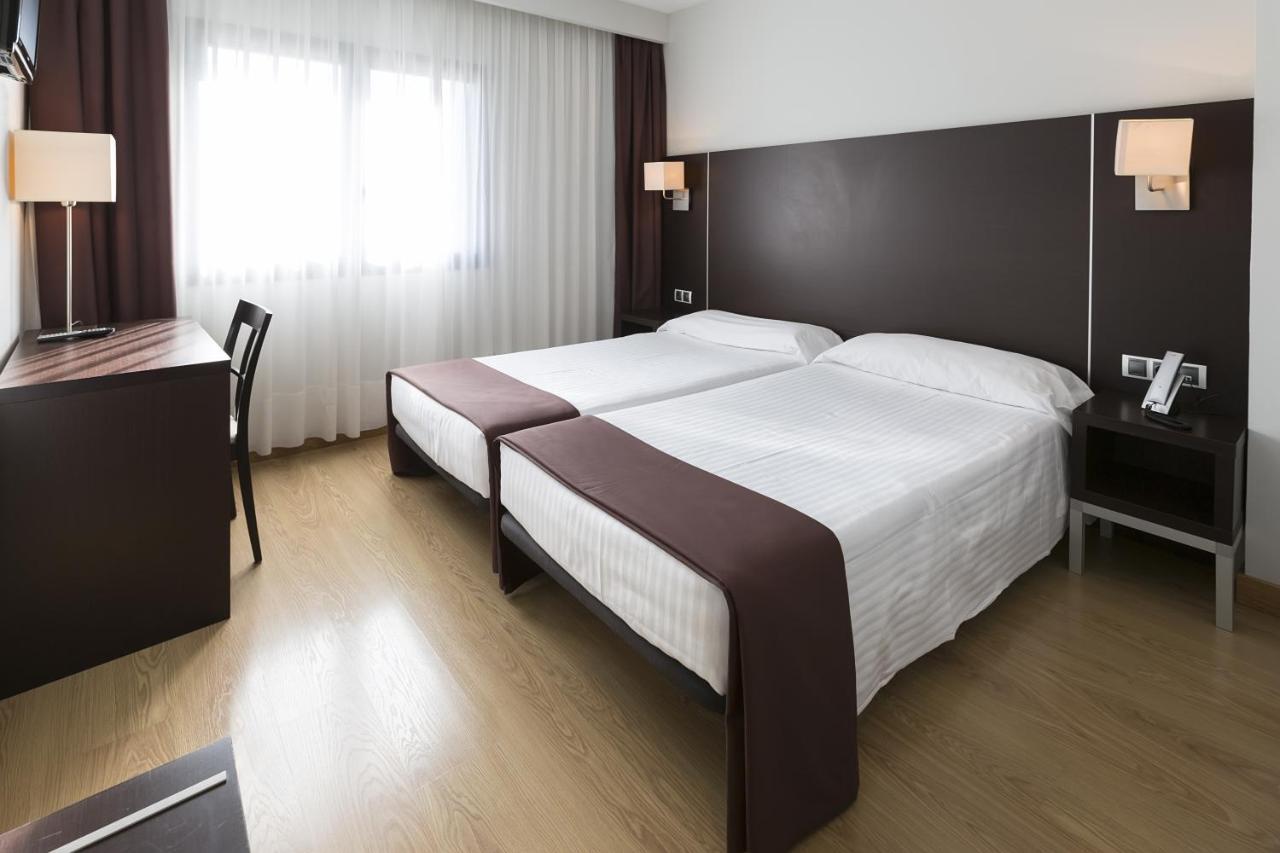 Hotel Plazaola Irurtzun Extérieur photo