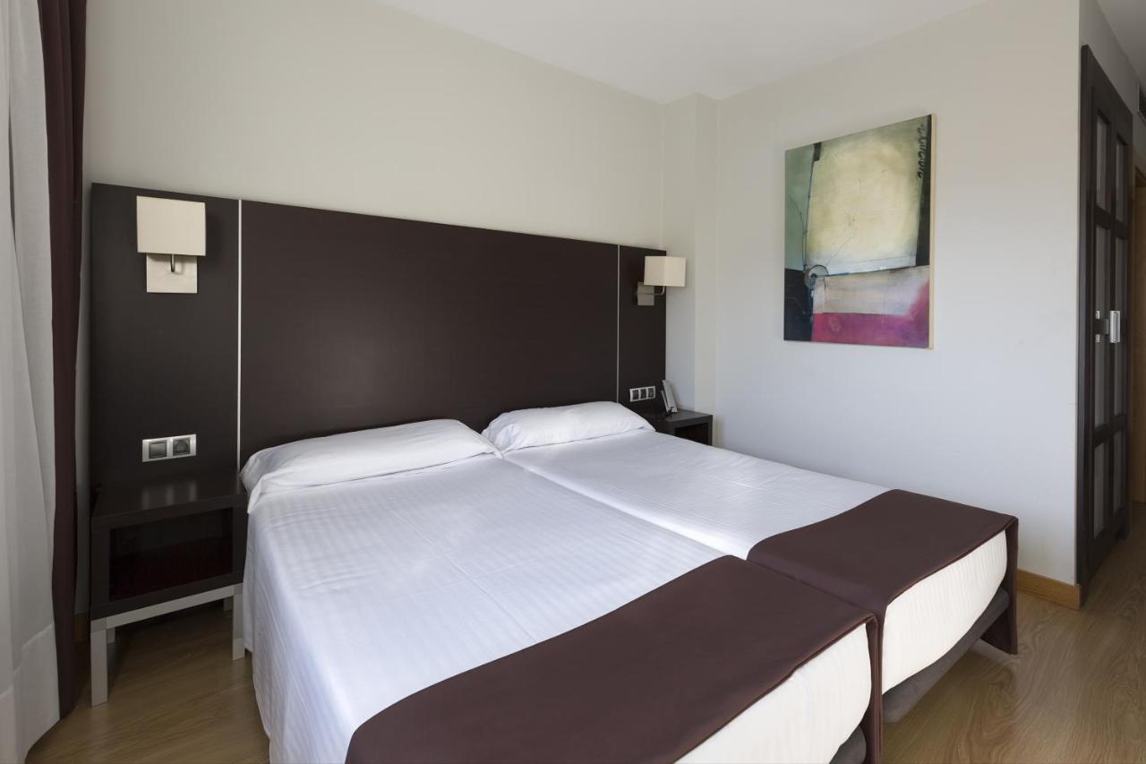 Hotel Plazaola Irurtzun Extérieur photo